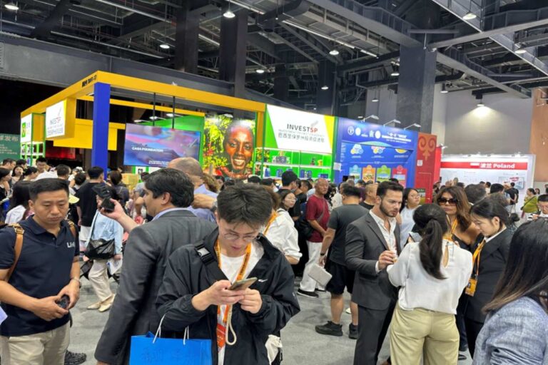 InvestSP debate oportunidades de negócios em setores como farmacêutico e logística com empresas da China