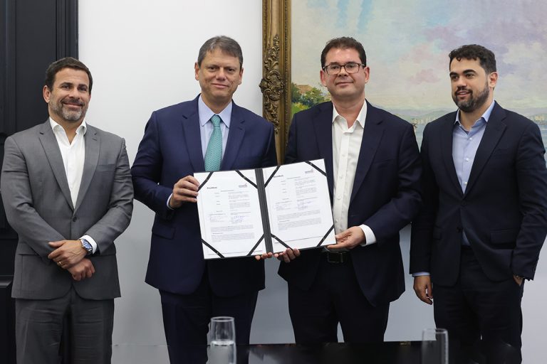 SP firma parceria com Financial Markets Advisory da BlackRock para apoiar estratégia de investimentos em infraestrutura digital